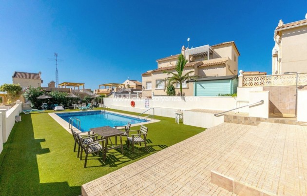 Resale - Bungalow - San Miguel de Salinas - Inland