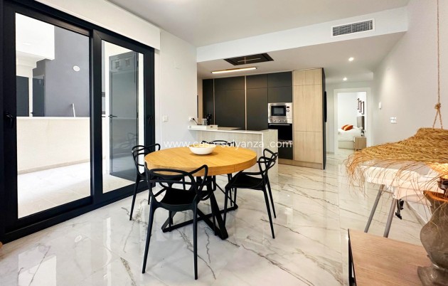 Resale - Apartment / flat - Torrevieja - Costa Blanca