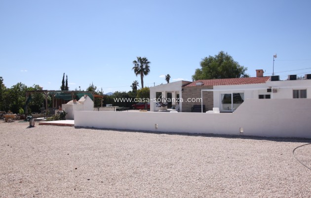 Resale - Country Property/Finca - Crevillente - Inland