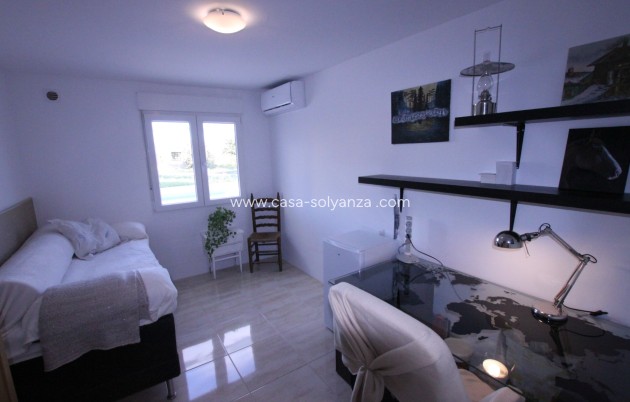 Resale - Country Property/Finca - Crevillente - Inland