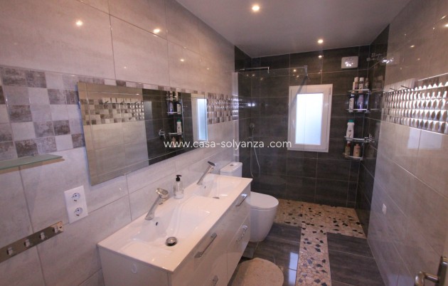Resale - Country Property/Finca - Crevillente - Inland