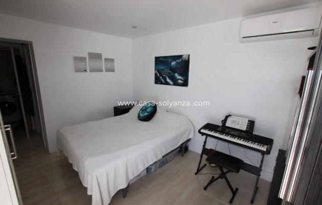 Resale - Country Property/Finca - Crevillente - Inland