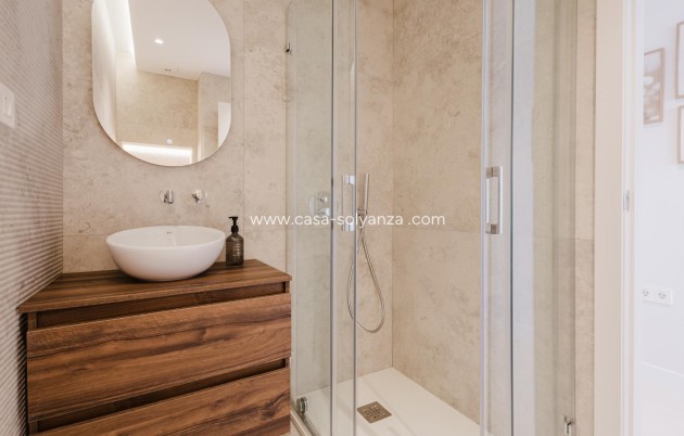 Resale - Apartment / flat - Torrevieja - Acequion