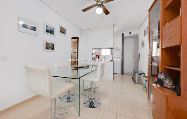 Resale - Apartment / flat - Torrevieja - San Luis