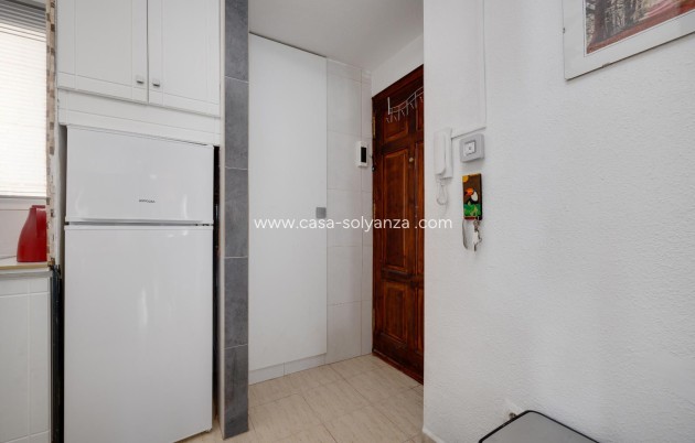 Resale - Apartment / flat - Torrevieja - San Luis