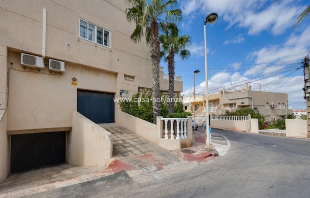 Resale - Apartment / flat - Torrevieja - La Mata