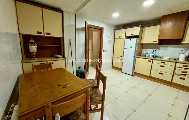 Resale - Apartment / flat - Torrevieja - Center