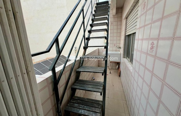 Resale - Apartment / flat - Torrevieja - Center