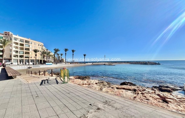 Resale - Apartment / flat - Torrevieja - Center