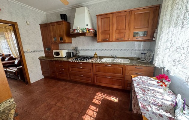 Resale - Villa - Playa Flamenca - Costa Blanca