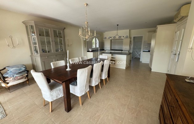 Resale - Villa - Playa Flamenca - Costa Blanca