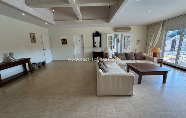 Resale - Villa - Playa Flamenca - Costa Blanca