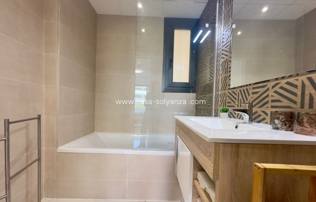 Resale - Apartment / flat - Orihuela Costa