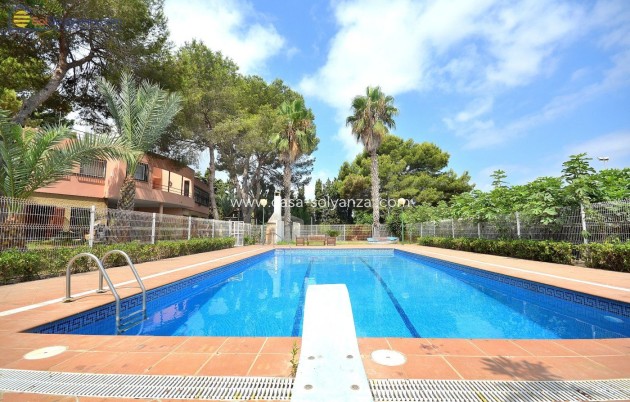 Resale - Villa - Torrevieja - Los Balcones