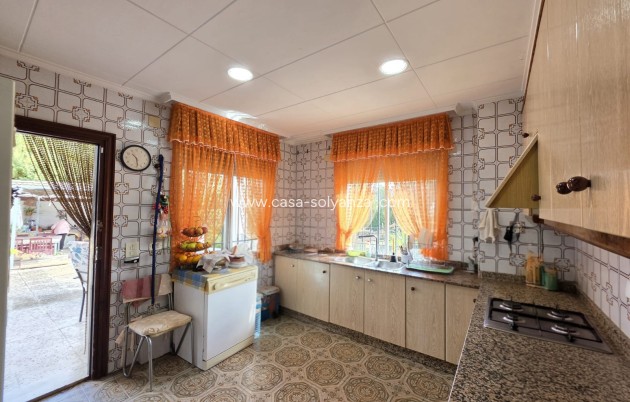 Herverkoop - Villa - Elda - Inland