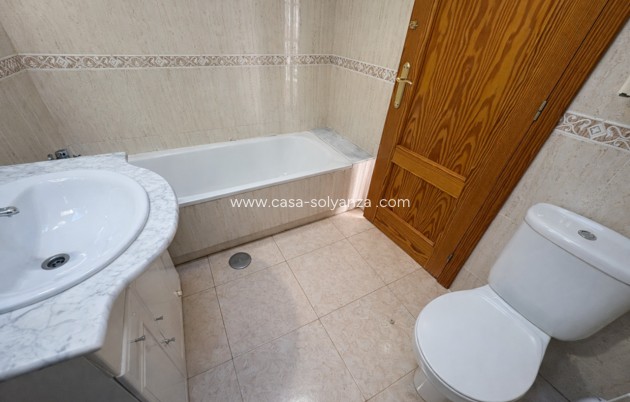 Resale - Townhouse - Sucina - Inland