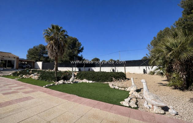 Herverkoop - Villa - Castalla - Costa Blanca