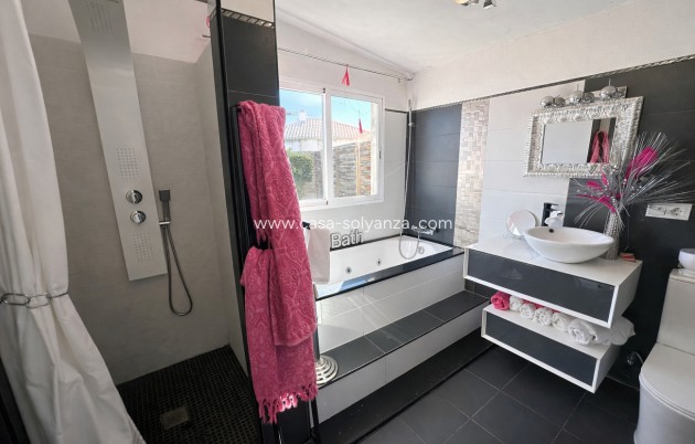 Herverkoop - Villa - Castalla - Costa Blanca