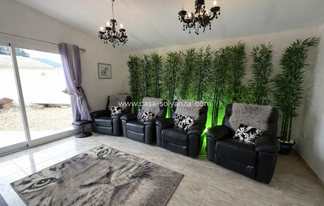 Herverkoop - Villa - Castalla - Costa Blanca