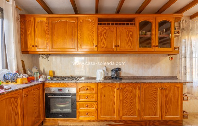 Resale - Villa - Los Montesinos