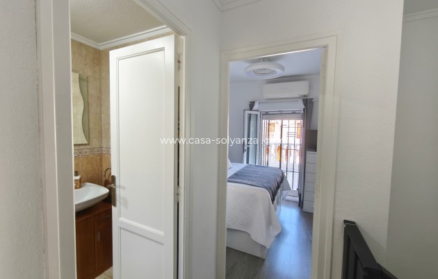 Resale - Apartment / flat - Torrevieja - El chaparral