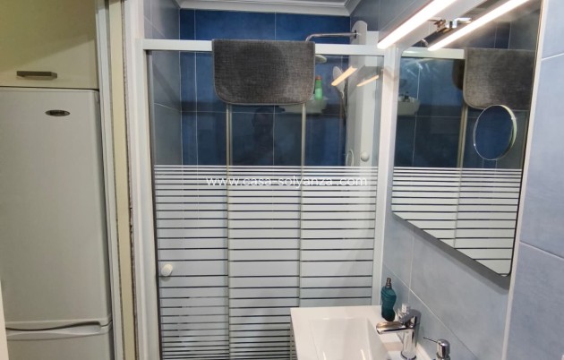 Resale - Apartment / flat - Torrevieja - El chaparral