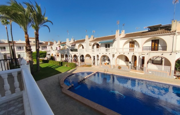 Resale - Apartment / flat - Torrevieja - El chaparral