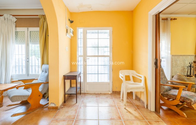 Resale - Villa - Los Montesinos