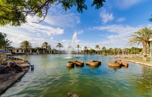 Resale - Apartment / flat - Torrevieja - Parque Las Naciones