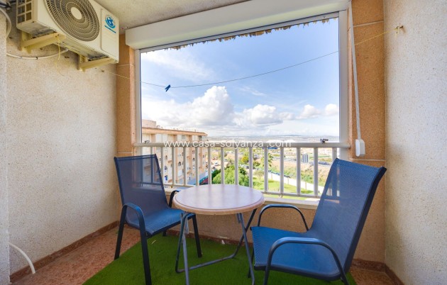 Resale - Apartment / flat - Torrevieja - Parque Las Naciones