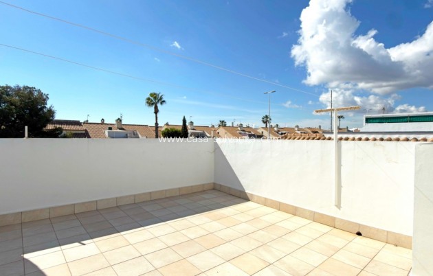 Resale - Bungalow - Orihuela Costa - La Zenia