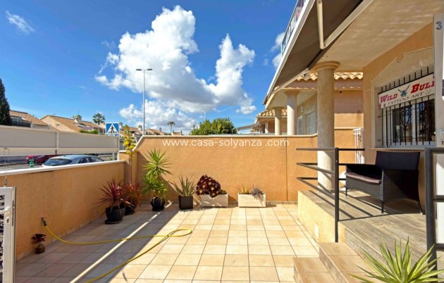 Resale - Bungalow - Orihuela Costa - La Zenia
