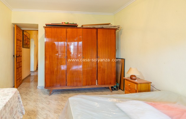 Resale - Villa - Los Montesinos