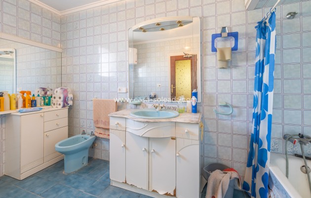 Resale - Villa - Los Montesinos