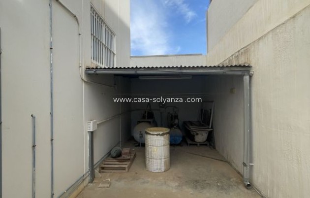 Resale - Commercial - Hondón de las Nieves - Inland
