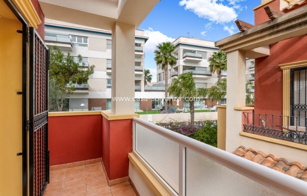 Herverkoop - Adosado - Orihuela Costa - Villamartín