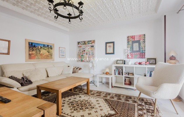 Resale - Apartment / flat - Torrevieja - Playa del Acequión