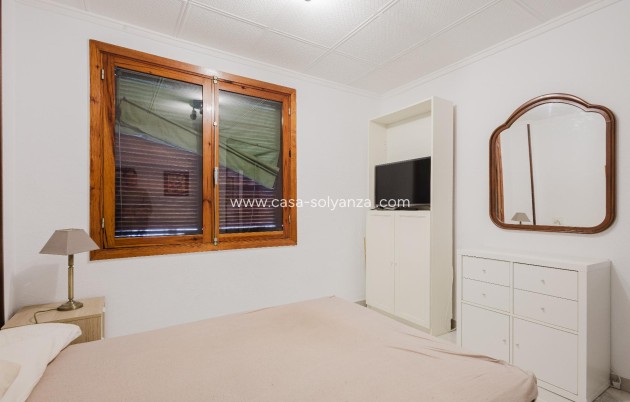 Resale - Apartment / flat - Torrevieja - Playa del Acequión