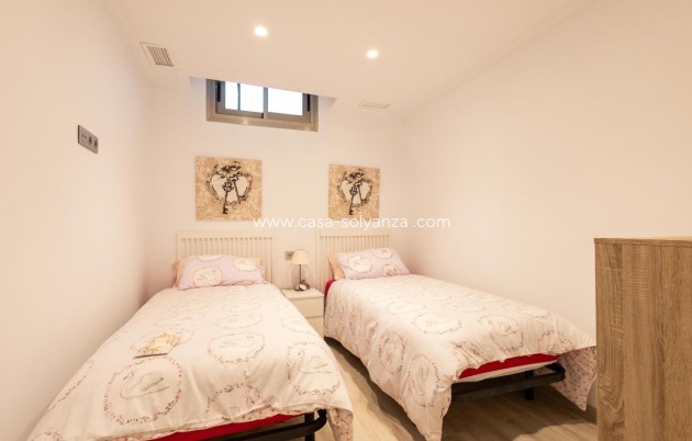 Herverkoop - Villa - Orihuela Costa - Costa Blanca