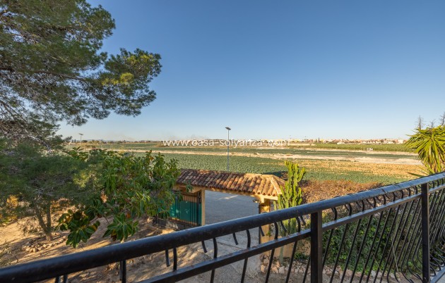 Resale - Villa - Los Montesinos