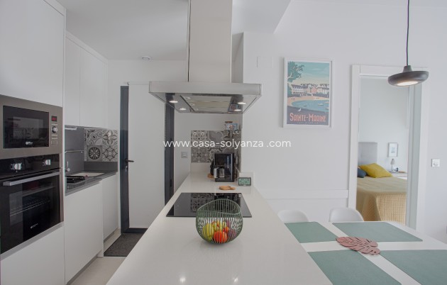 Resale - Apartment / flat - Torrevieja - Costa Blanca