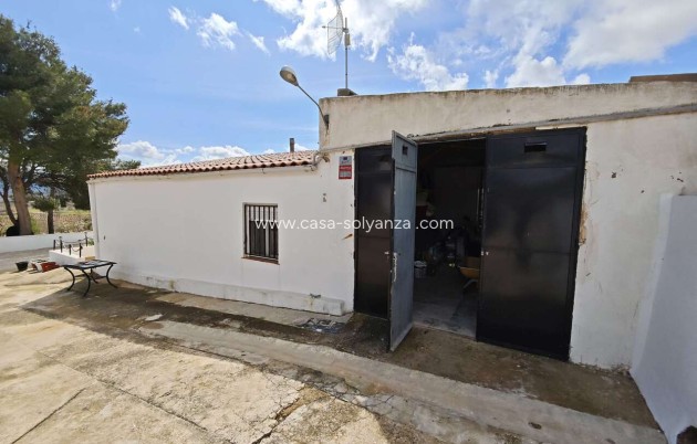 Resale - Townhouse - Yecla - Inland