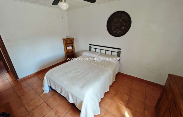 Resale - Townhouse - Yecla - Inland