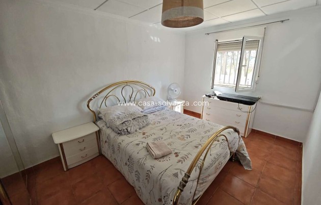 Resale - Townhouse - Yecla - Inland