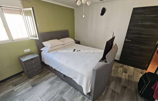 Resale - Townhouse - Yecla - Inland