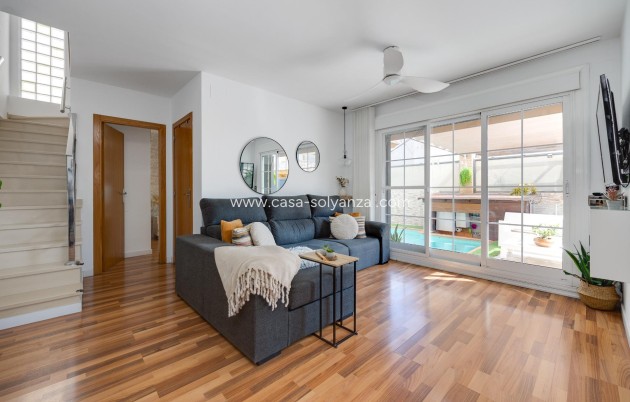 Herverkoop - Villa - Los Montesinos - La Herrada