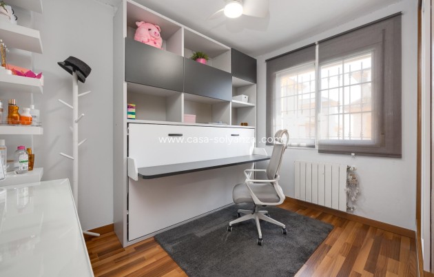 Herverkoop - Villa - Los Montesinos - La Herrada