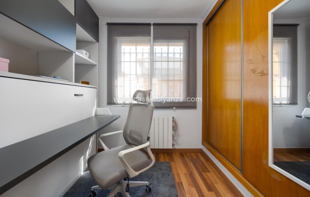 Herverkoop - Villa - Los Montesinos - La Herrada