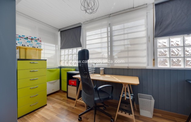 Herverkoop - Villa - Los Montesinos - La Herrada