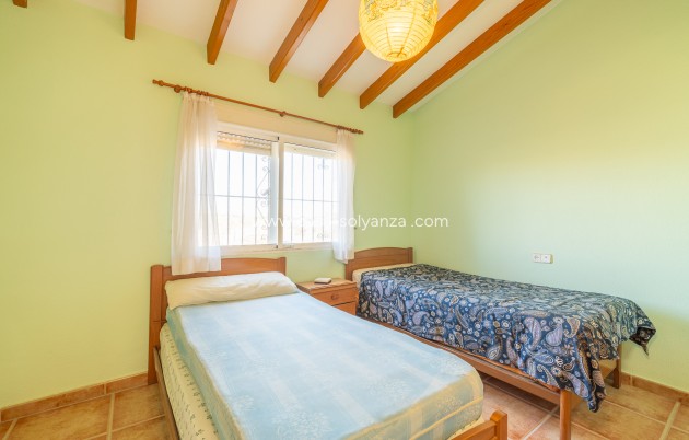 Resale - Villa - Los Montesinos